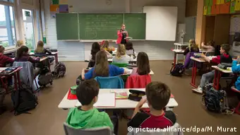 Deutschland Klassenzimmer Symbolbild