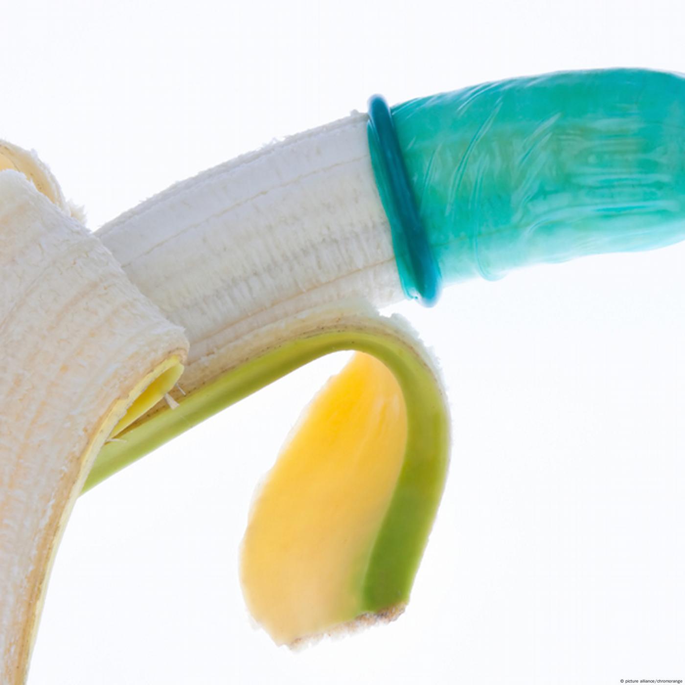 Ring, ring: Sex education call center in Senegal
