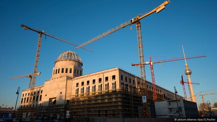 Baustelle des Berliner Schlosses, dem Humboldtforum in Berlin (Foto: picture-alliance/dpa/G.Fischer)