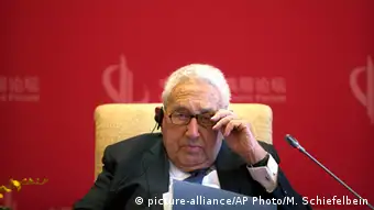 China Beijing Entwicklungsforum 2016 Henry Kissinger