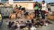 Griechenland Lesbos Helfer Flüchtlinge Kleidung Kleiderspenden Griechenland Lesbos Helfer Flüchtlinge Kleidung Kleiderspenden