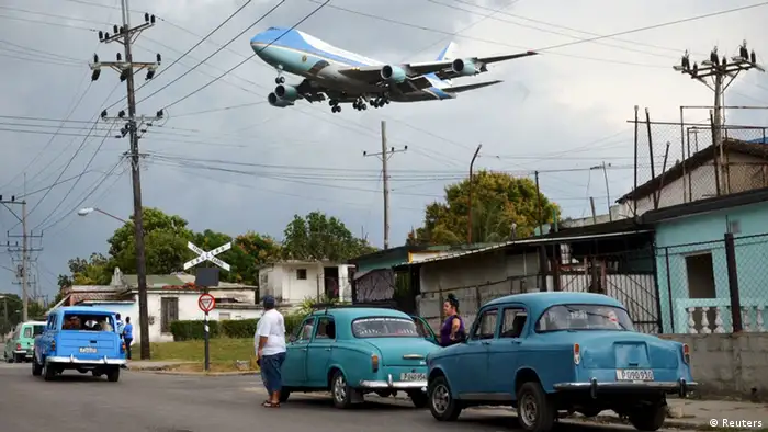 Kuba Havana Anflug Air Force One Obama