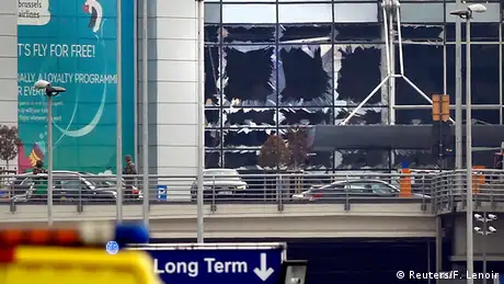 Belgien Brüssel Flughafen Zaventem Explosion Fenster
