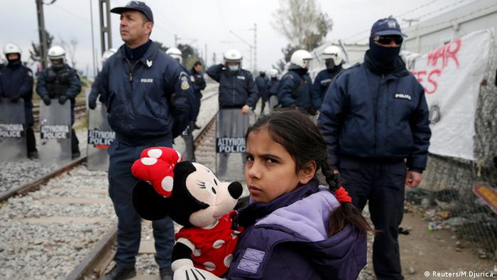 Griechenland Idomeni Grenze Mazedonien Flüchtlinge Baby 