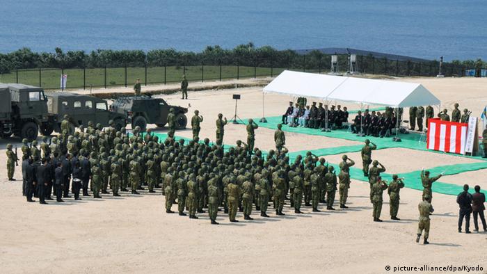 На остров Йонагуни Япония поддържа малочислен военен контингент