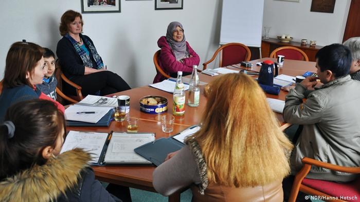 Hooria Mashour gibt Flüchtlingen in Deutschland ehrenamtlich Deutschunterricht