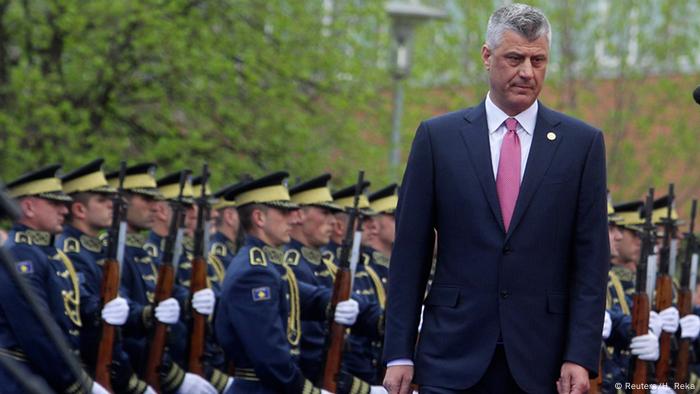 Kosovo Einweihungszeremonie Präsident Hashim Thaci in Pristina (Reuters/H. Reka)