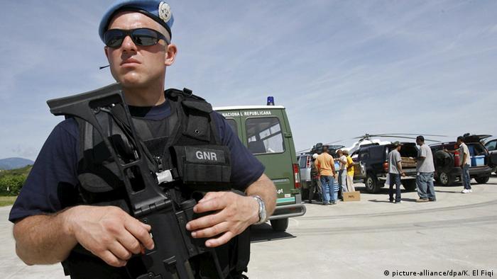 португальский гвардеец в Восточном Тиморе