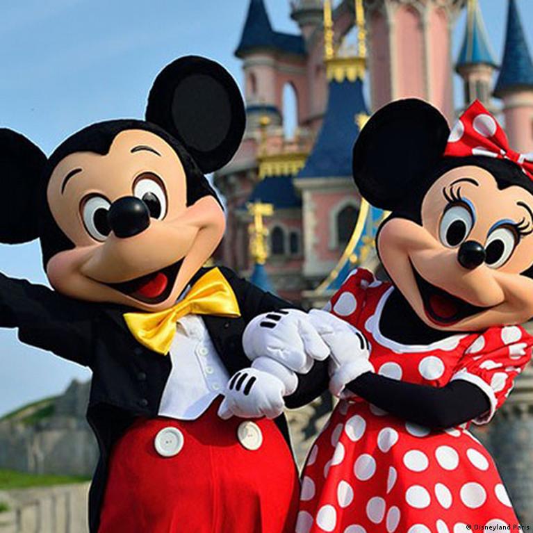 Disneyland de Paris completa 25 anos
