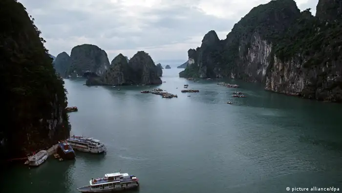Vietnam's Halong Bay (picture alliance/dpa)