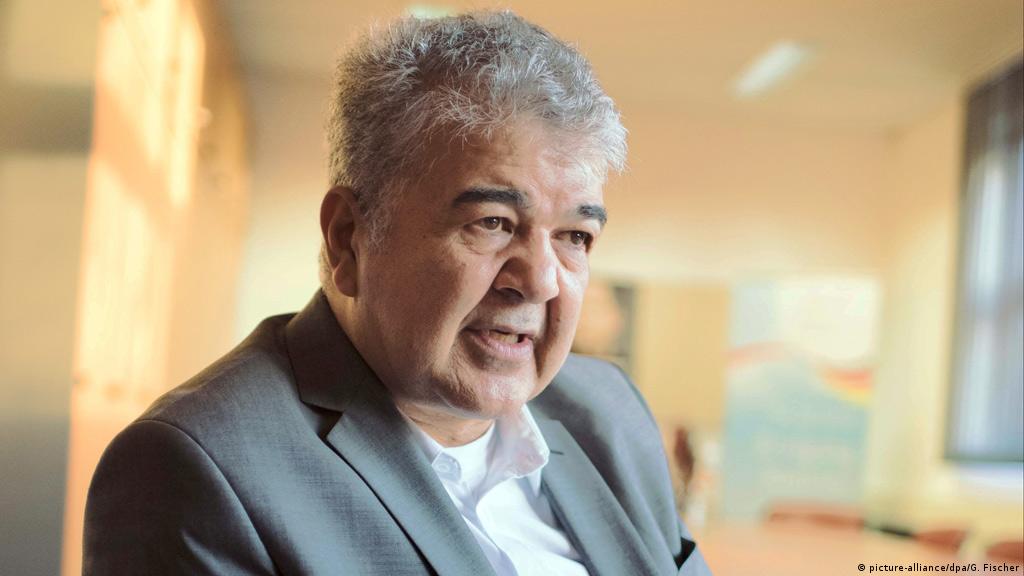 sofuoglu turkler kendilerini alman toplumuna ait hissetmiyor almanya dw 30 10 2016