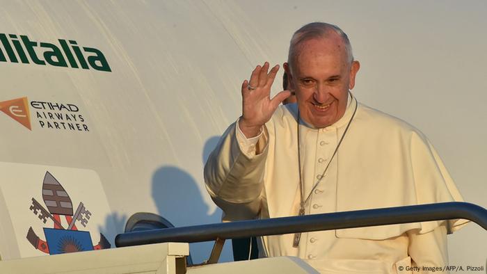 Vatikan Papst Abflug in Rom Richtung Griechenland, Lesbos (Getty Images/AFP/A. Pizzoli)