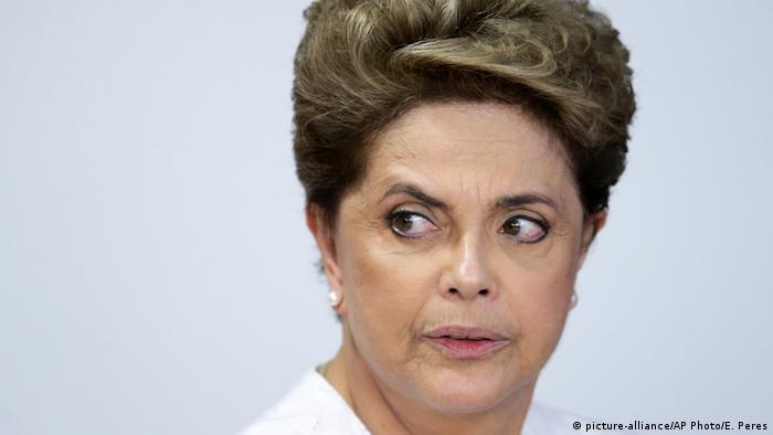 Целият политически елит на Бразилия е прояден от корупция. А