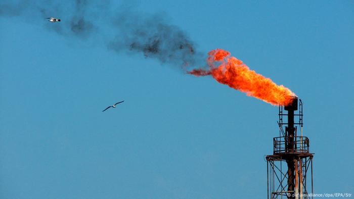 Rumänien Erdölindustrie in Constanta (picture-alliance/dpa/EPA/Str)