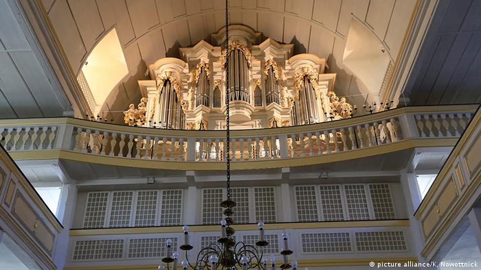 Место преступления: орган на хорах церкви Св. Бонифация в Арнштадте