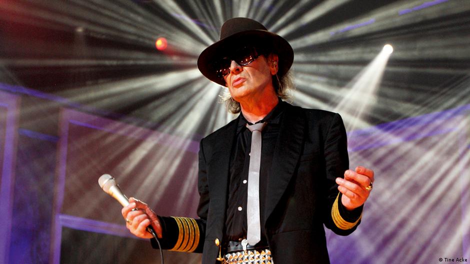 A German rocker on a special train: Udo Lindenberg