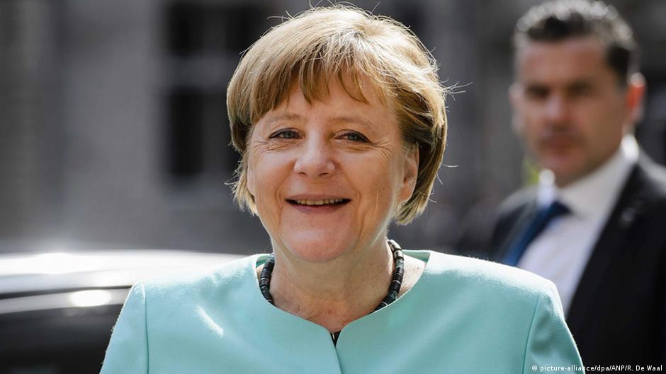 Angela Merkel: Conquerer of political rivals – DW – 10/29/2018