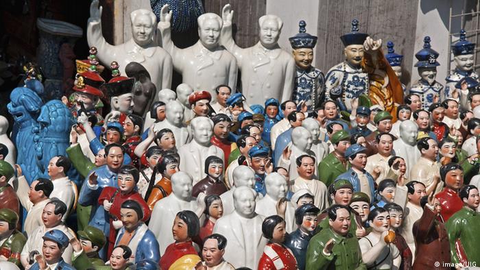 Фарфоровые фигуры Мао Цзэдуна