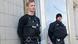 Polizisten stehen vor der Zentrale eines Pflegedienstes in Berlin (Foto: picture-alliance/dpa/P. Zinken) Polizisten stehen vor der Zentrale eines Pflegedienstes in Berlin (Foto: picture-alliance/dpa/P. Zinken)