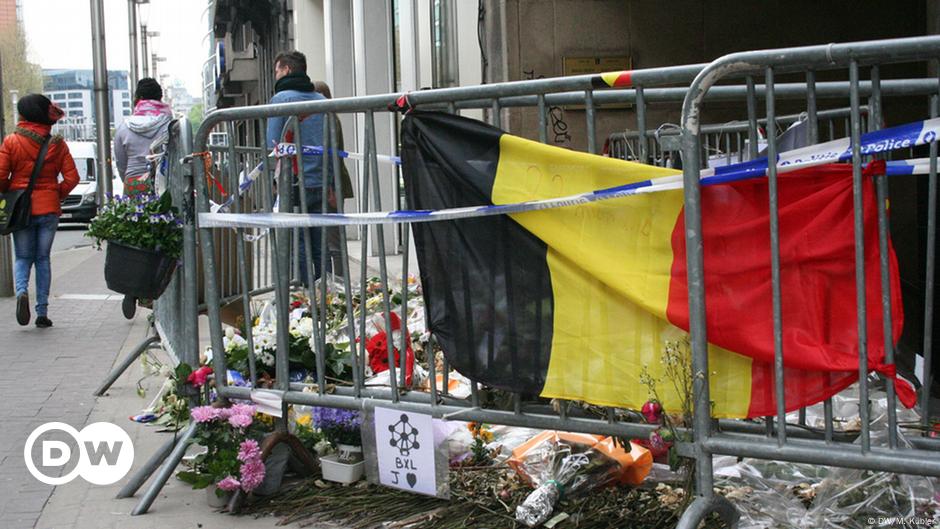 One Month After Attacks A Worried Brussels Carries On DW 04 22 2016   19208653 6 