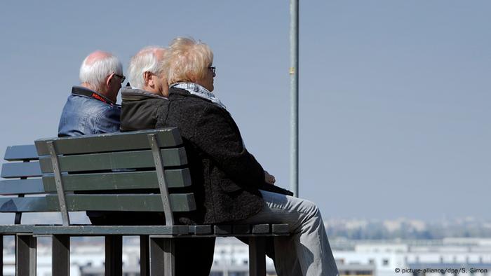 Die Rente Ist Nicht Sicher | DW Deutsch Lernen