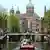 Amsterdam Schiff in Gracht