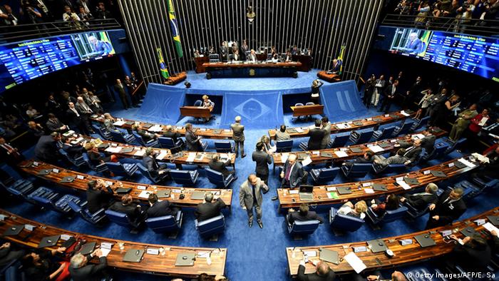 Brasilien Amtsenthebungsverfahren Rousseff Senat