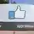 Иконка Facebook "Нравится" с поднятым вверх большим пальцем