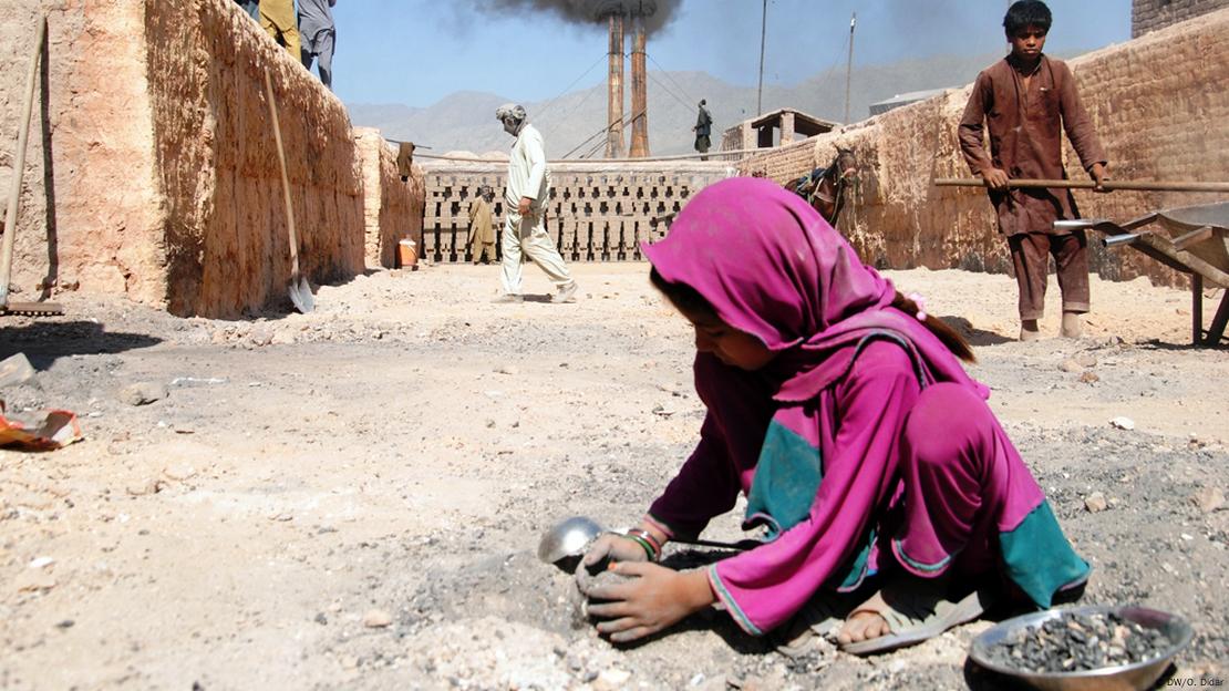 Afghanistan Kinderarbeit Ziegelfabrik