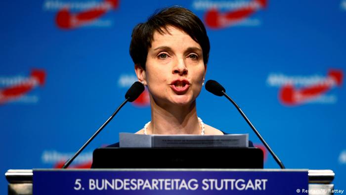 Deutschland AfD Bundesparteitag in Stuttgart Frauke Petry