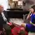 Žana Njemcova u razgovoru sa Borisom Akuninom u Londonu