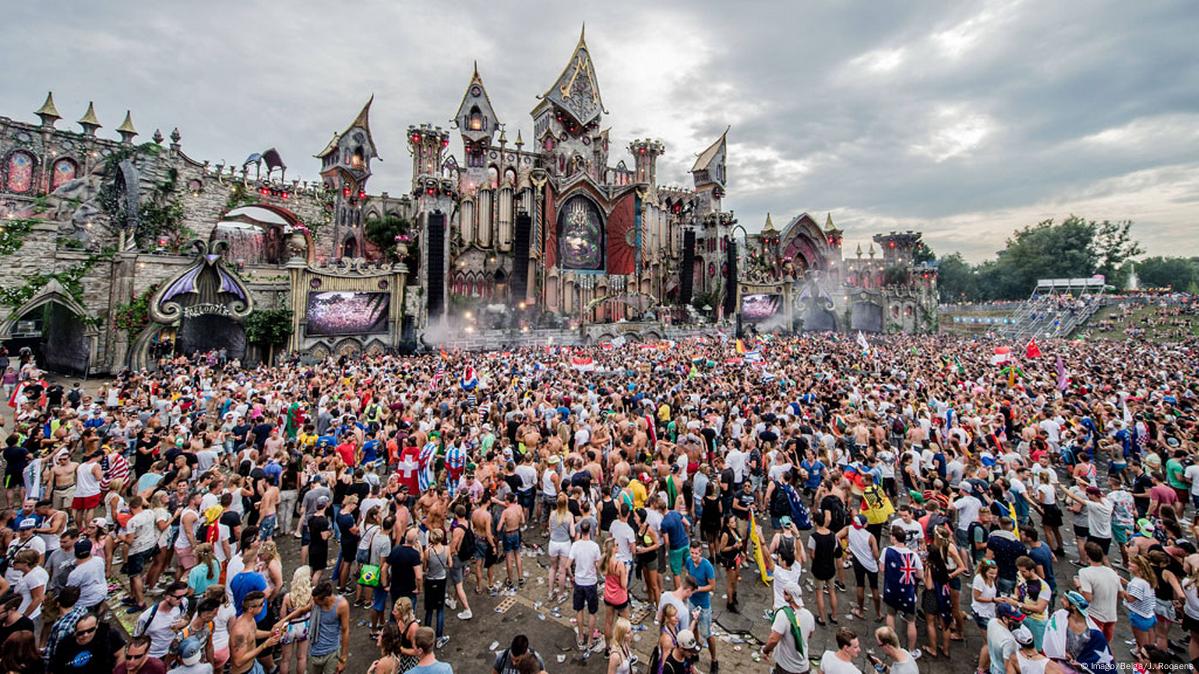 ElektroFestival Tomorrowland kommt nach Deutschland DW 03.05.2016