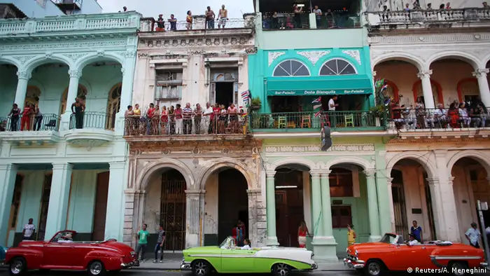 Kuba erste Modeschau in Havanna Chanel mit Karl Lagerfeld Publikum (Reuters/A. Meneghini)