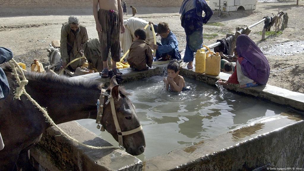 Why water scarcity is a bigger threat to Pakistan′s security than militancy | Asia | An in-depth look at news from across the continent | DW | 30.05.2016