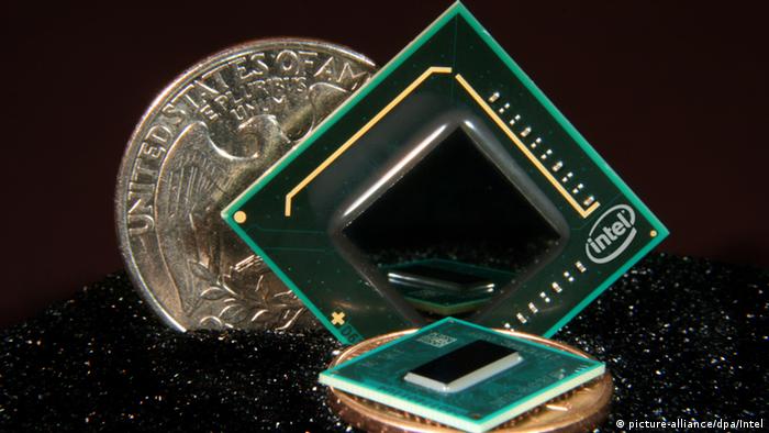 Computerchip (Foto: Picture-alliance/dpa/Intel)