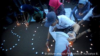 Indonesien Vergewaltigung Demo