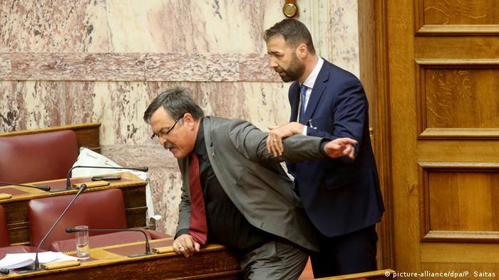 Griechenland Athen Parlament Abgeordnete Streit