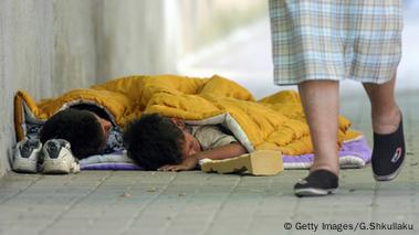 UNICEF reports 28 million children homeless – DW – 09/07/2016