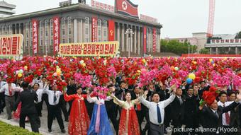 Parteitag in Pjöngjang - Parade und Jubel (Foto: picture-alliance/Kyodo)