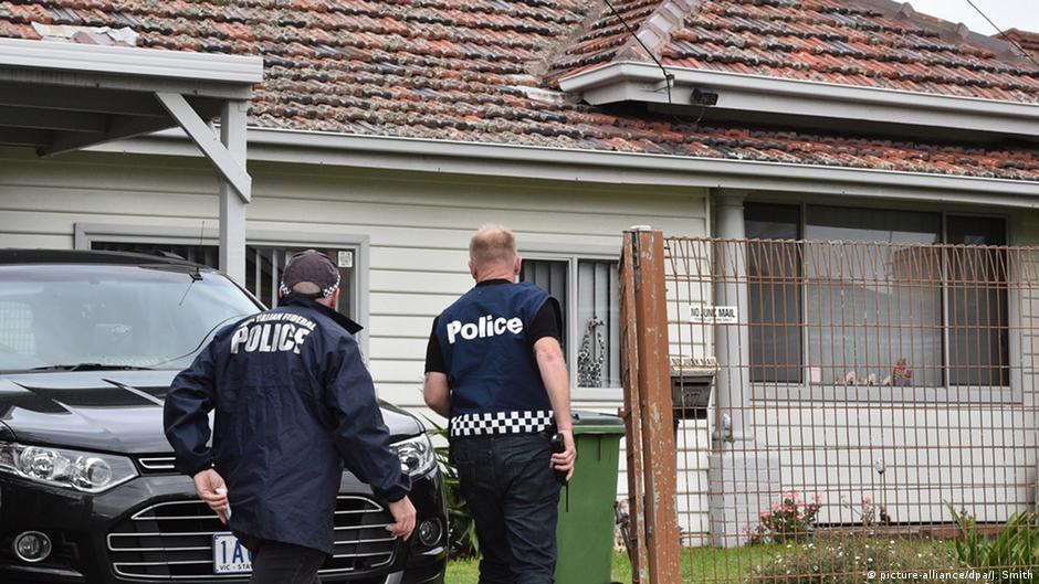 Teen detained in alleged Sydney terrorist plot