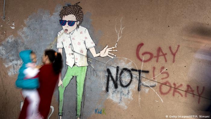 Graffiti gegen Homosexualität im Kosovo (Foto: AFP)
