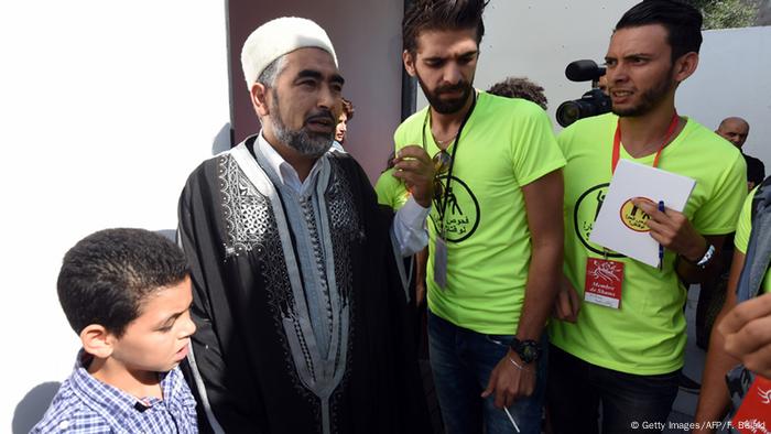 Shams-Vereinigung - Gespräche mit Priester (Foto: AFP)
