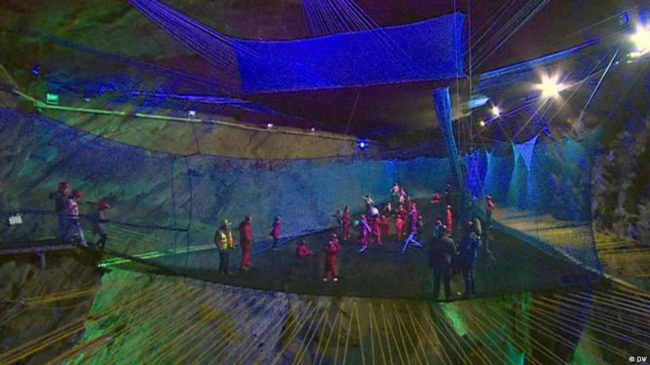 The trampoline cave in Wales DW 07/25/2017