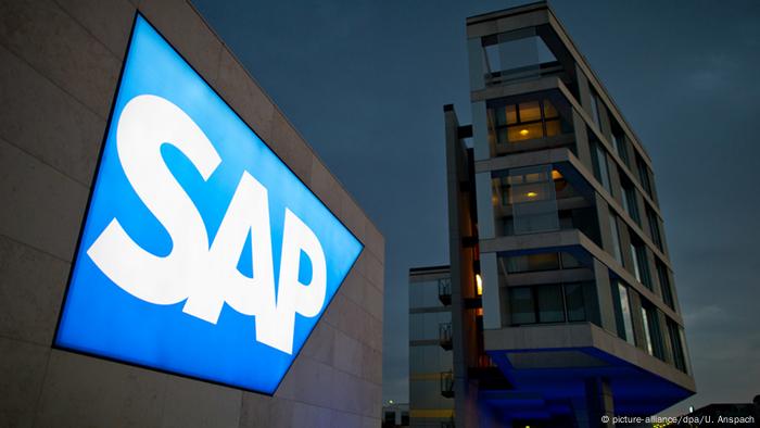 Deutschland Zentrale des Software-Herstellers SAP in Walldorf (picture-alliance/dpa/U. Anspach)