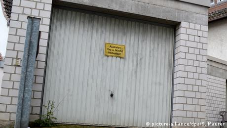 В България немалко гаражи се превръщат в складове или работилници
