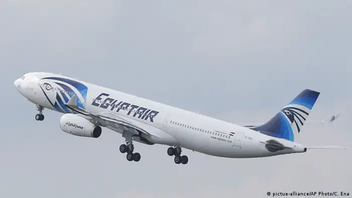 Ägypten Flugzeug A320 der EgyptAir