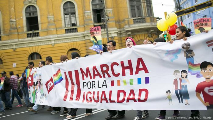 Peru Demonstration für Gleichberechtigung in Lima