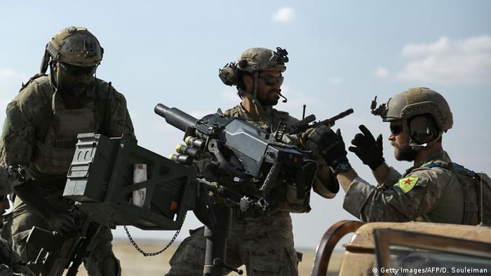 Syrien Provinz Rakka US-Soldaten Spezialkräfte YPG-Allianz
