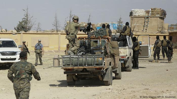 Syrien Provinz Rakka US-Soldaten Spezialkräfte YPG-Allianz