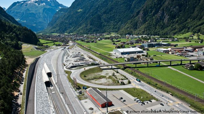 Ulaz u bazni tunel Gotthard